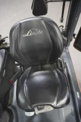 林德三轮前叉车