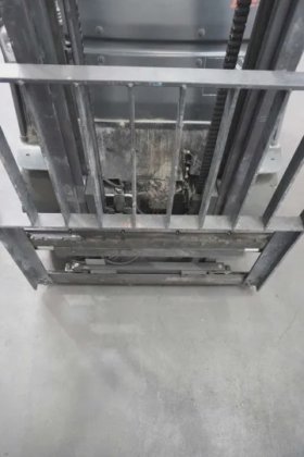 林德四轮前叉车