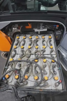 STILL 四轮前装载机