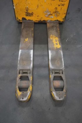 永恒力低升降卡车耕耘机