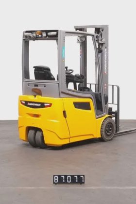 永恒力三轮前叉车