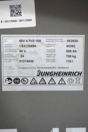 永恒力三轮前叉车