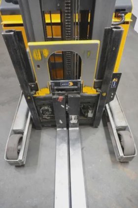 永恒力前移式叉车