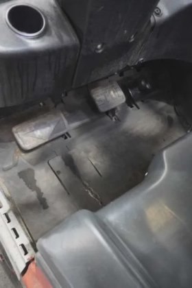 林德三轮前叉车