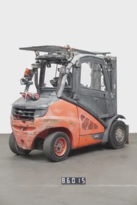 林德四轮前叉车