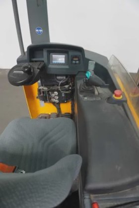 永恒力前移式叉车