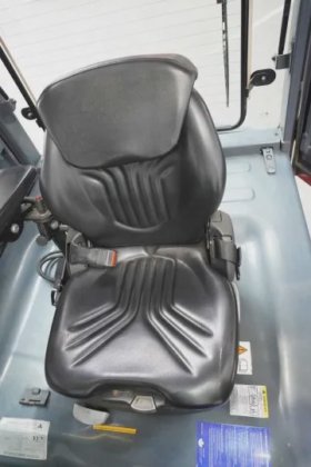 丰田四轮前装载机