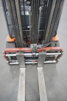 丰田四轮前装载机