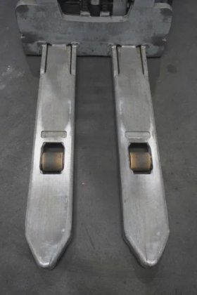 STILL 高举升卡车驾驶平台