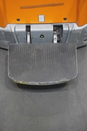 STILL 高举升卡车驾驶平台