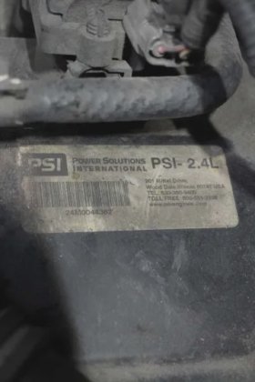 耶鲁四轮前装载机