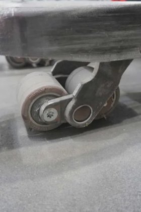 永恒力高举升卡车驾驶室