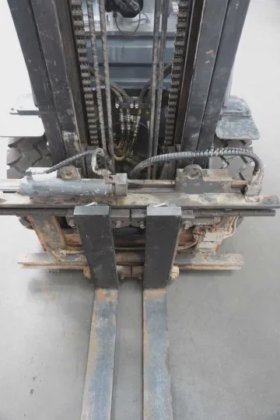 丰田四轮前装载机