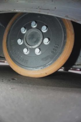 永恒力前移式叉车