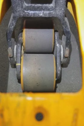 永恒力低升降卡车耕耘机