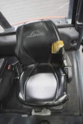 林德四轮前叉车