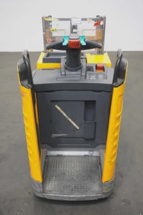 永恒力高举升卡车驾驶室