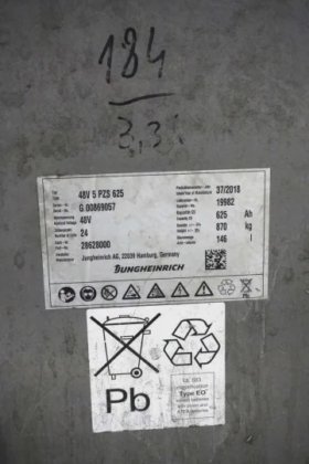 永恒力四轮前叉车