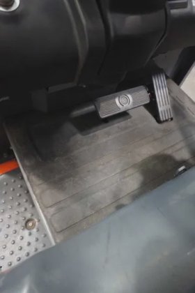 丰田四轮前装载机