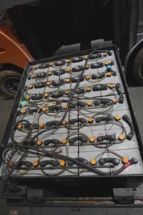 STILL 四轮前装载机