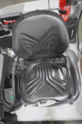 STILL 四轮前装载机