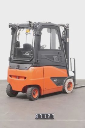 林德四轮前叉车