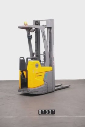 永恒力高举升卡车驾驶室