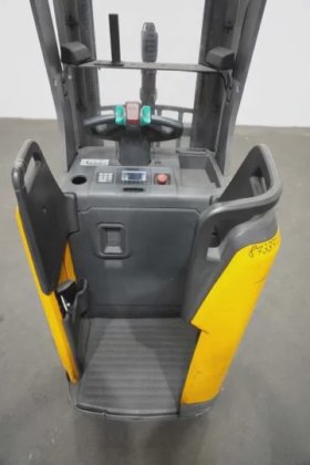 永恒力高举升卡车驾驶室