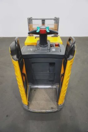 永恒力高举升卡车驾驶室