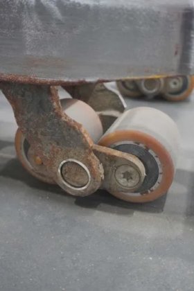 永恒力高举升卡车驾驶室