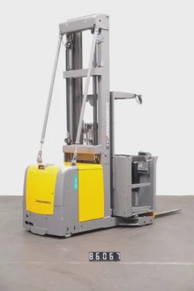 永恒力高举式拣选机