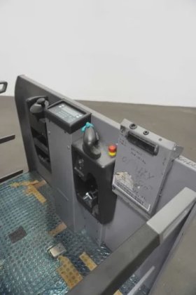 永恒力高举式拣选机