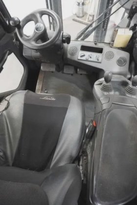 林德四轮前叉车