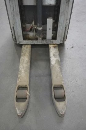 STILL 高举升卡车牵引杆