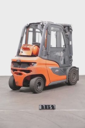 林德四轮前叉车