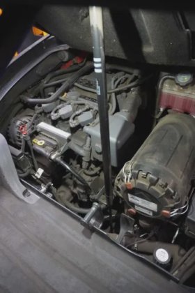 林德四轮前叉车