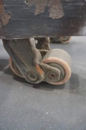 林德高举叉车牵引杆