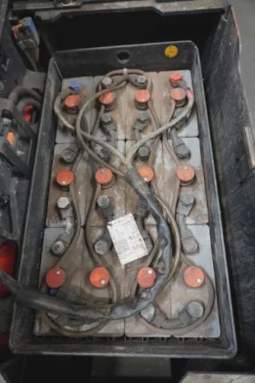 林德低位拣选机