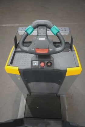 永恒力低位拣选机