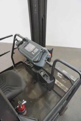 丰田高架窄通道堆垛机