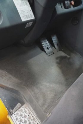 永恒力四轮前叉车