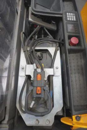 永恒力高举升卡车牵引杆