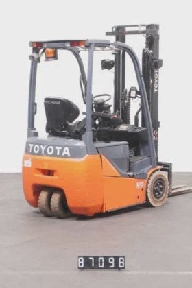 丰田三轮前装载机