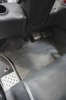 林德四轮前叉车