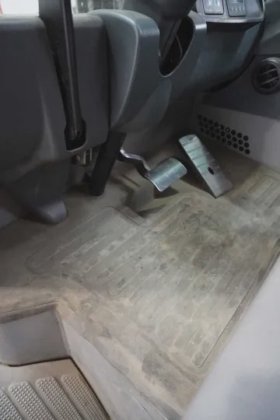 永恒力四轮前叉车