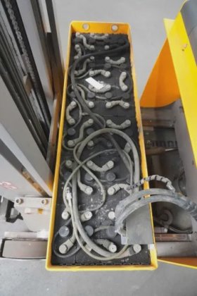 永恒力前移式叉车