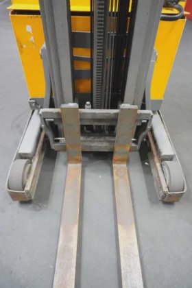 永恒力前移式叉车