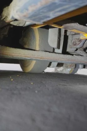 永恒力低升降卡车耕耘机