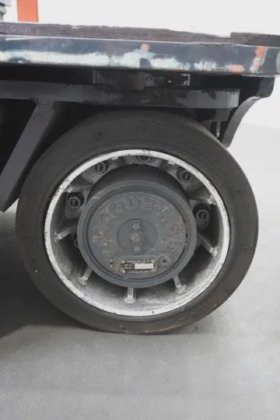 Combilift四向叉车