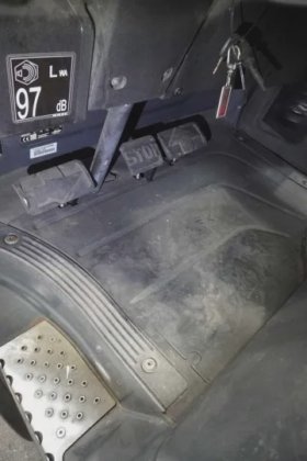 林德四轮前叉车